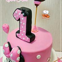 Minnie baby cake