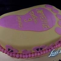 artemis first step cake