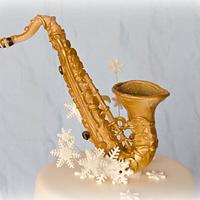 Winter wedding cake with saxophohe