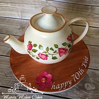 Humble Tea Pot Cake
