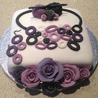 Crochet Jewellery Cake with Roses
