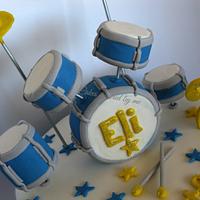 little drum set cake