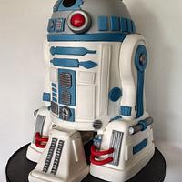 R2D2 Cake! :) x