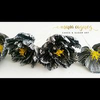 Crackle Fantasy Flower in black/white