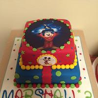 Mickey Mouse 2 tiered cake