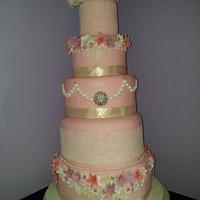 Spring Flowers & Pearls Wedding Cake