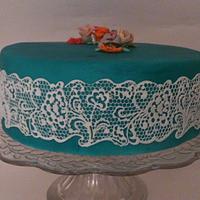 Vintage floral/lace cake