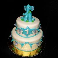 Baby Elephant Cake and Cookies