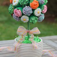 Cupcake Topiary