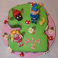 NUMBER TWO SHAPED BEN AND HOLLY CAKE