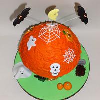 Giant Halloween cupcake