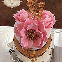 wedding cake pink and gold
