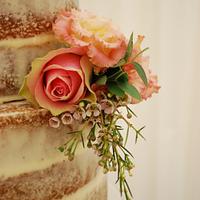 Natural wedding cake