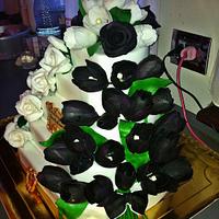 Black Tulips &White Roses wedding cake