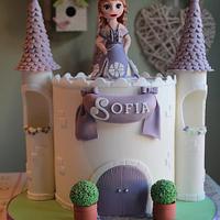 Princess Sofia castle cake 
