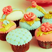 Vintage Couture Cupcakes