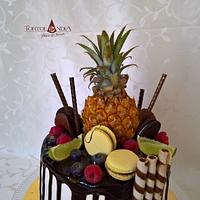 Drip cake with baby ananas