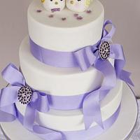 Caroline Lovebirds Wedding Cake