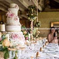 Wedding cake - professional shots 