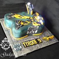 2D/3D Transformers Bumble Bee Cake