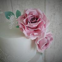 Mythe Barn Wedding Cake