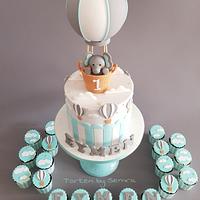 Hot air balloon & Elephant Cake and Cupcakes