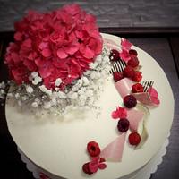 romantic cake with live flowers