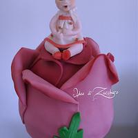 Baby shower rose cake