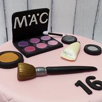 Mac Make Up Cake