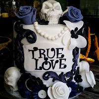 TRUE LOVE CAKE