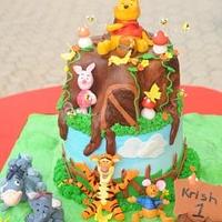 Pooh Cake...The Customer Was Unhappy ;0( "Not enough detail".