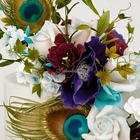 Peacock feather bouquet cake