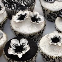 Lace cupcakes in black and white