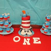 Cat In The Hat Cake And Cupcakes!!!