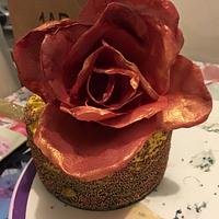GOLD AND RED ROSES