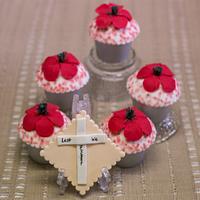 Remembering Our ANZAC's Poppy cupcakes of rememberance.