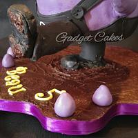 Gravity 3D Eviiil Purple Minion Cake and his minions!