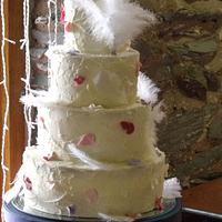 Shabby chic wedding cake