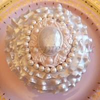 Vintage brooch & pearl collection