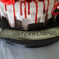 Vampire Diaries Cake