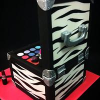 Makeup box cake 
