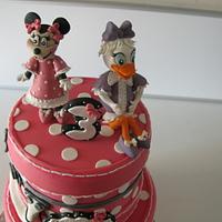 minnie mouse box cake