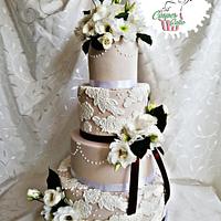 Vintage wedding cake