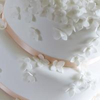 Falling Hydrangea Blossoms wedding cake