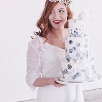 Hexagonal tiled greys/blues wedding cake 