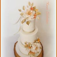 Surprise wedding cake 