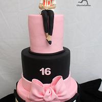 One Direction Fan Sweet Sixteen Cake
