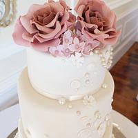 vintage pearl wedding cake 