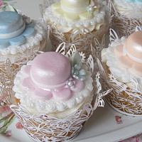 EASTER BONNET CUPCAKES