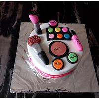 Every Girls Favourite- Make up theme cake